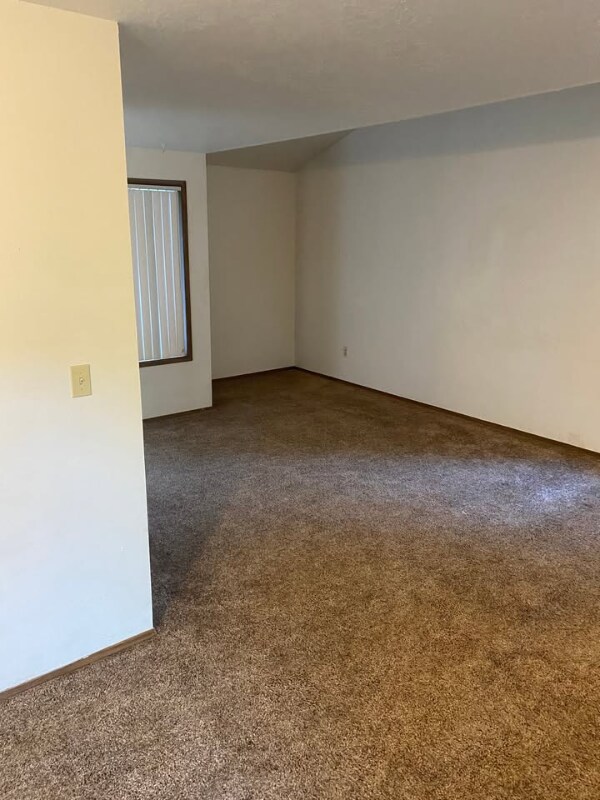 Building Photo - 5497 Nicole Ct SE