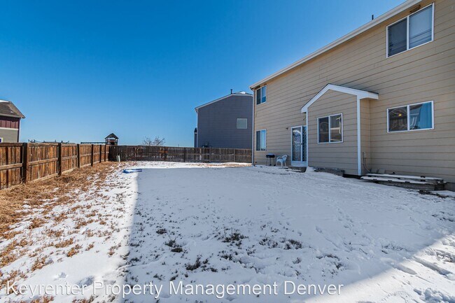 Foto del edificio - 3 br, 2.5 bath House - 11229 Lansing Cir