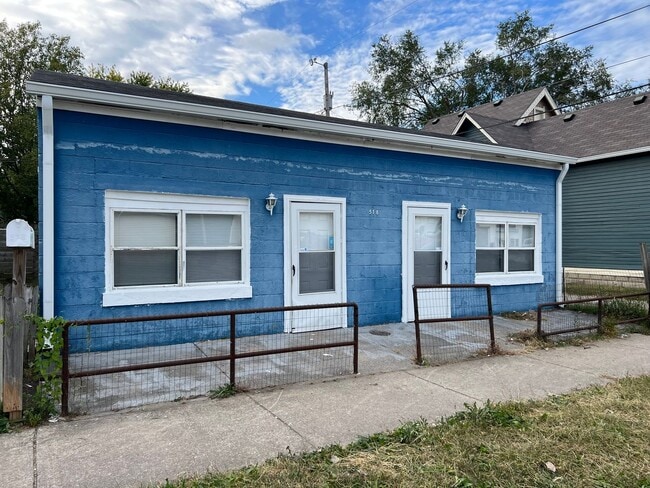Fountain Square 2 Bed 1 Bath - Fountain Square 2 Bed 1 Bath House