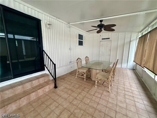 Foto del edificio - 130 Grassy Key Ln