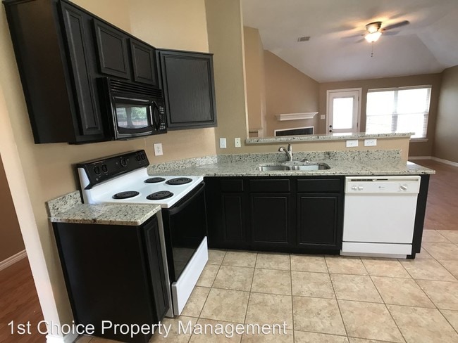 Building Photo - 3 br, 2 bath House - 1037 Ridge Top Dr
