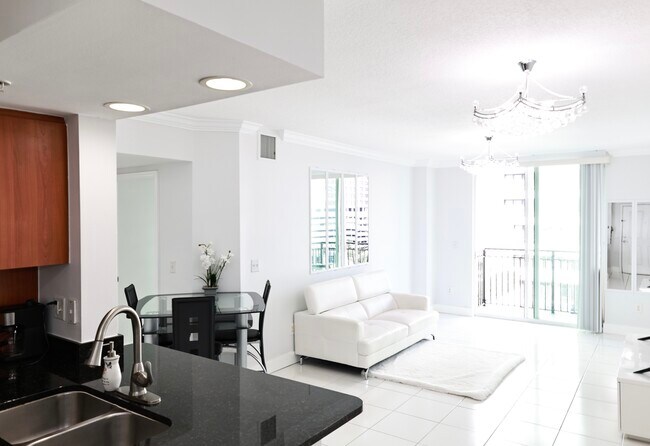 Foto del edificio - 600 S Dixie Hwy