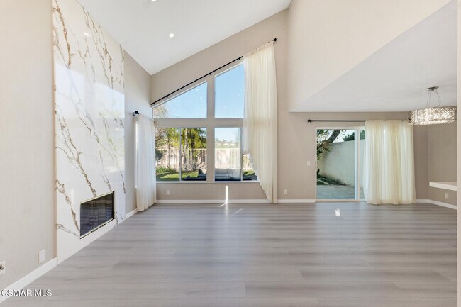 Foto del edificio - 24739 Vía Madera