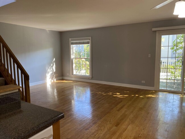 Foto del edificio - 1722 Ranchview Dr