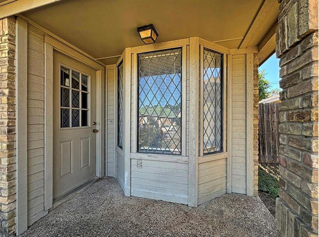 Building Photo - 11902 Garden Terrace Dr