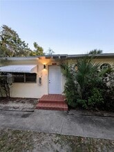 Building Photo - 431 NE 64th St