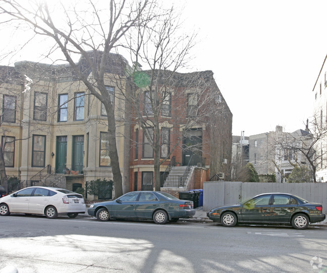 Foto del edificio - 1844 N Lincoln Park