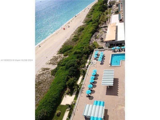 Foto del edificio - 5701 Collins Ave