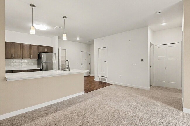Building Photo - Meadowbrooke Apartment Homes