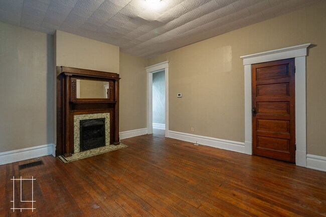 Foto del edificio - 860-862-862 Dennison Ave