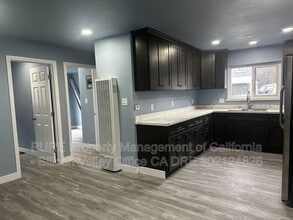 Building Photo - 111 Nancy Ln