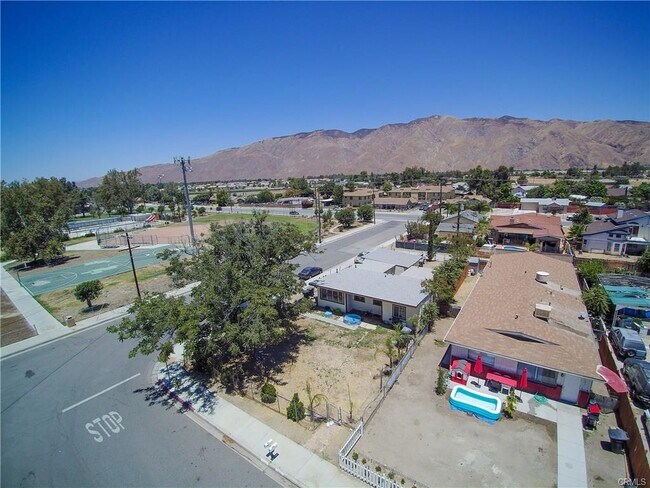 Foto del edificio - 193 W Washburn Ave