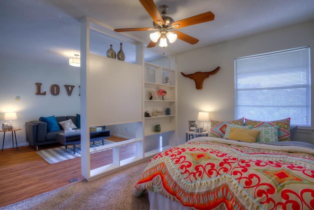 Foto principal - 302 E 34th St