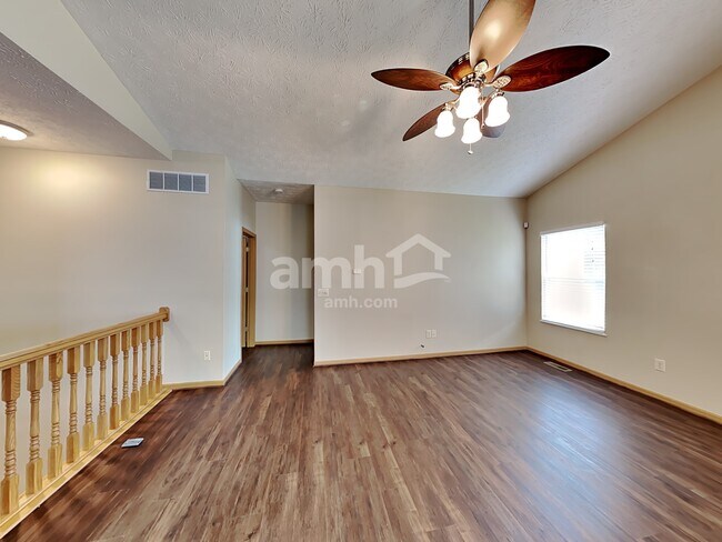 Foto del edificio - 1468 E Quail Run Drive