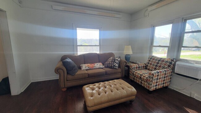 Foto del edificio - 1020 5th St