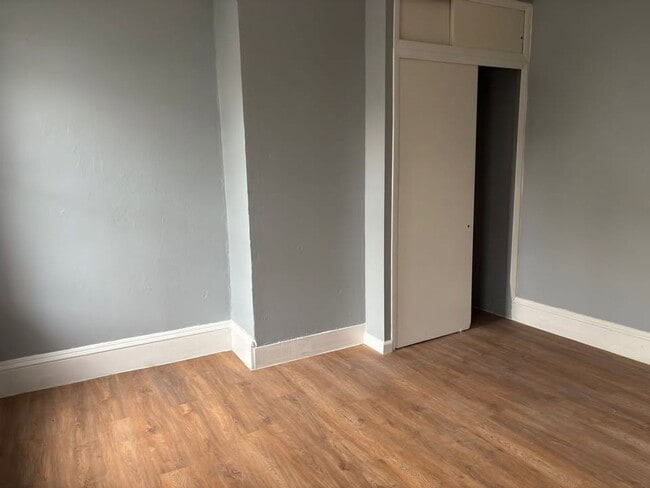 Foto del edificio - 33 Butler St