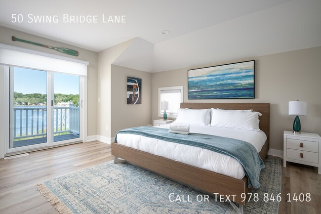 Building Photo - Luxurious Douglas Townhome