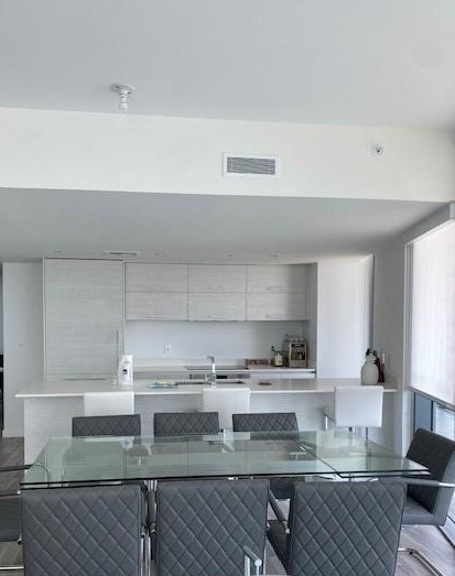 Foto del edificio - 1300 S Miami Ave