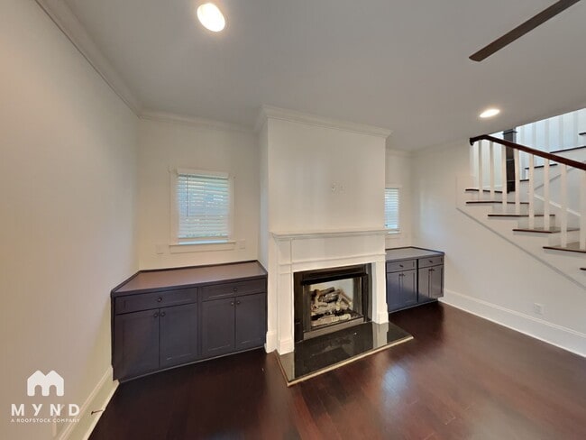 Building Photo - 1837 Umstead St