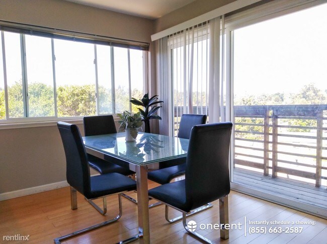 Foto del edificio - 2 br, 1 bath Apartment - 8009 Greenridge Dr
