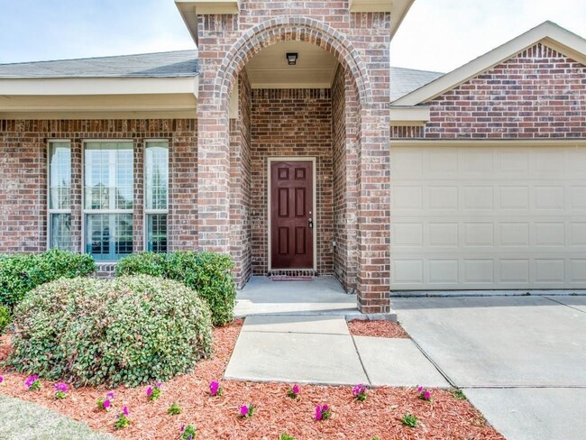 Building Photo - 1097 Luton Dr