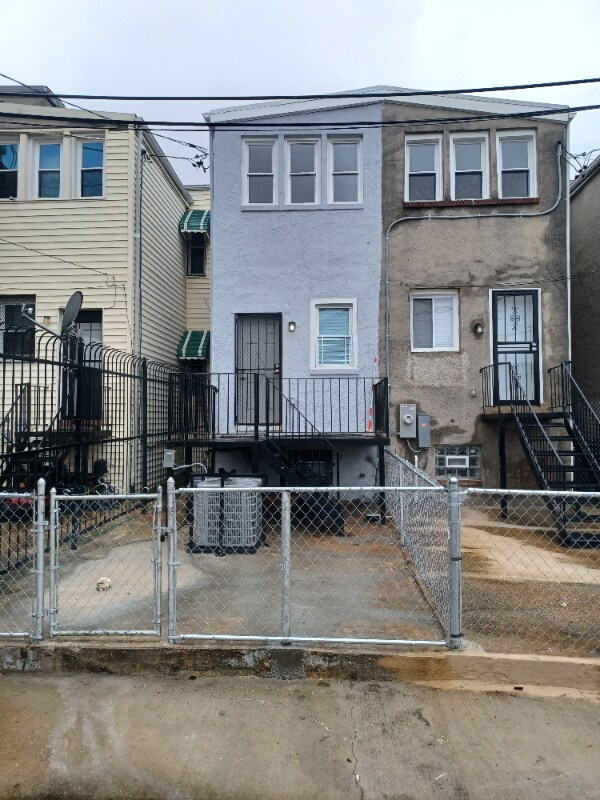 Foto del edificio - 577 Laurens St