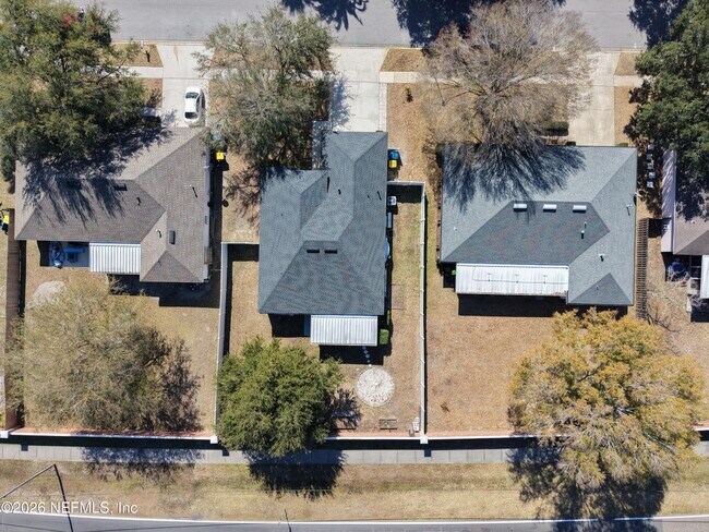 Foto del edificio - 3411 Glenn Hollow Ct