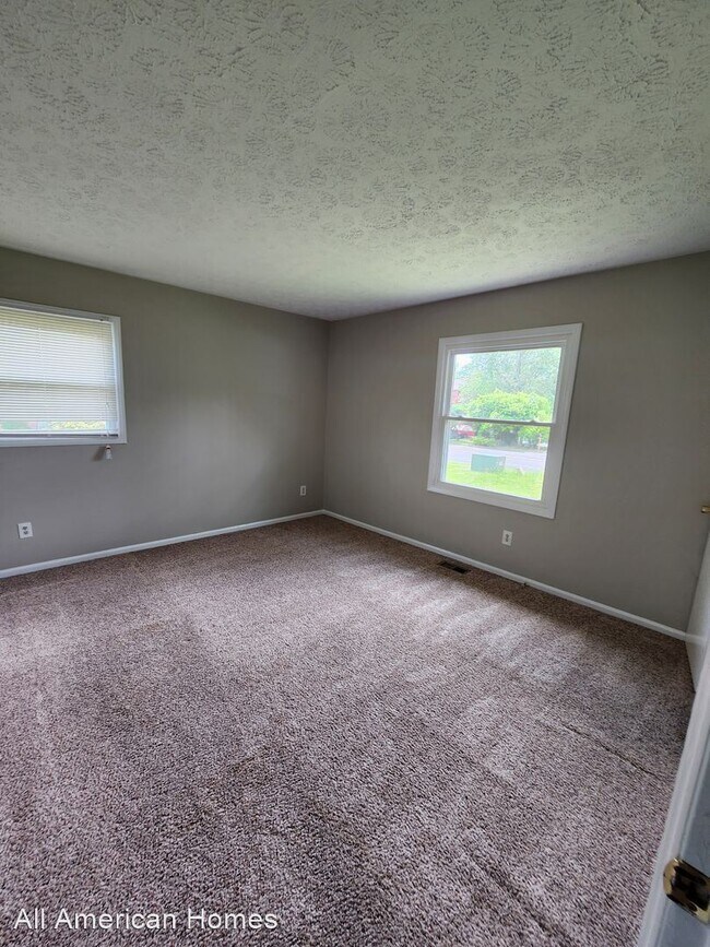Foto del edificio - 4 br, 2 bath House - 7052 EVANSTON STREET