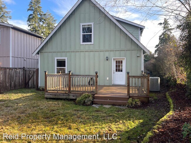 Foto del edificio - 3 br, 2 bath House - 1185 Shorewood Drive