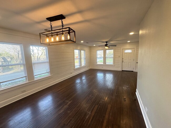 Building Photo - Cozy 3 bedroom 2 bath in Temple Tx.