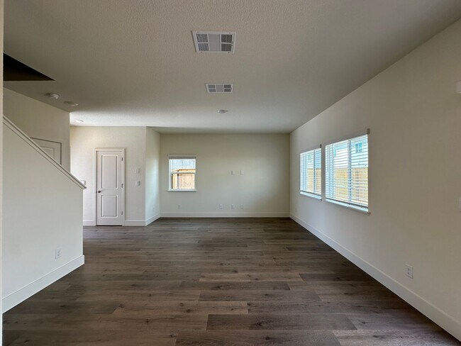 Foto del edificio - Beautiful new home