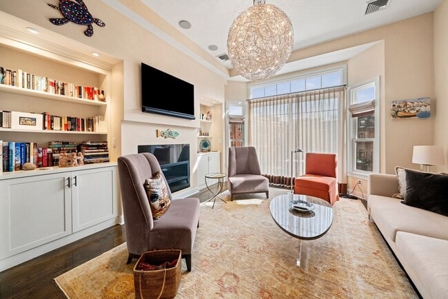 Building Photo - 410 Columbus Ave