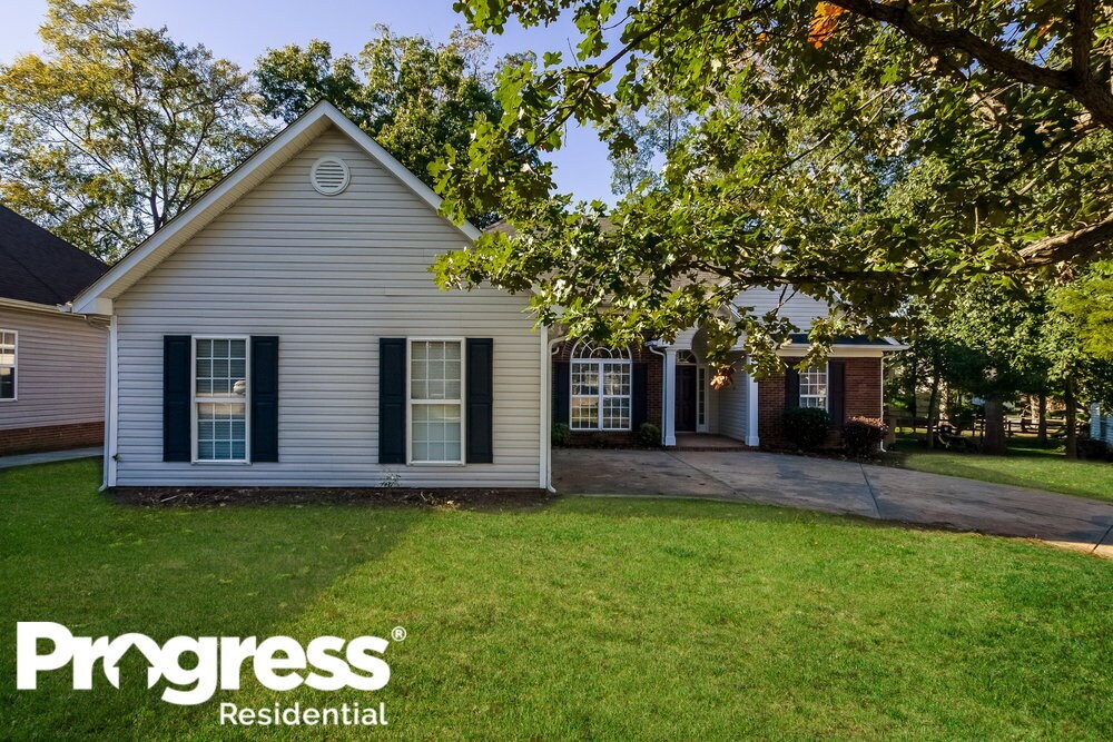 Primary Photo - 2233 Tree Ridge Rd