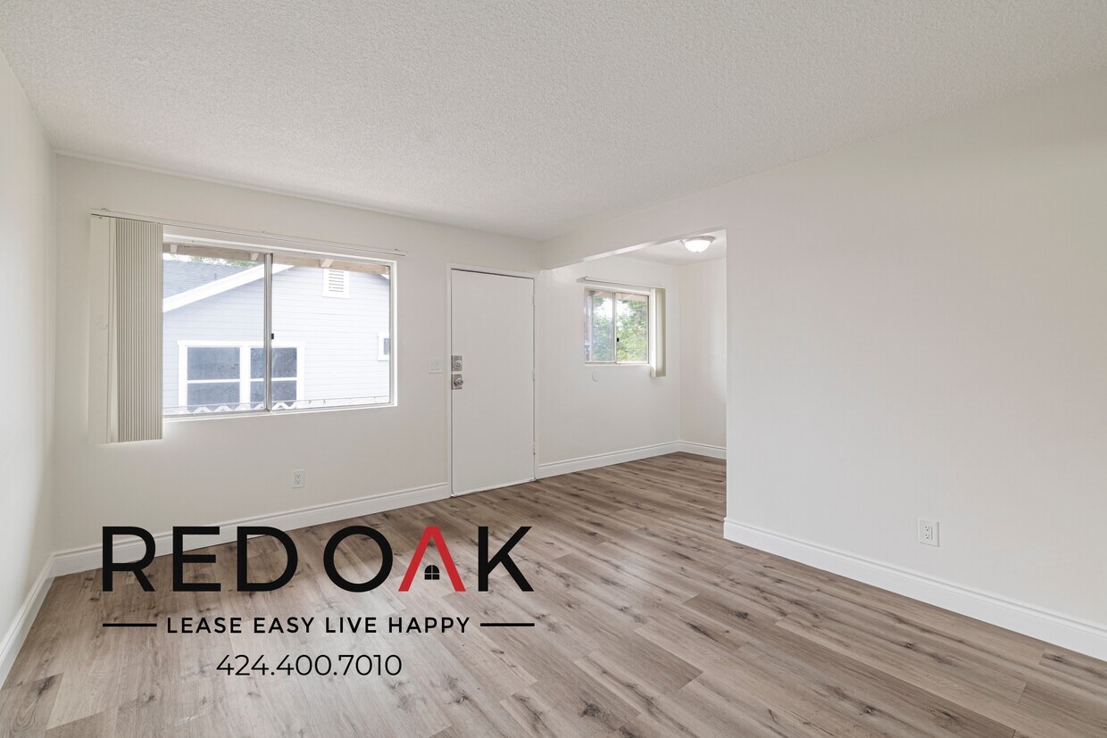 Foto principal - 6547 Pickering Ave