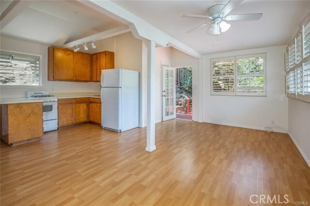 Building Photo - 1605 Arroyo Dr