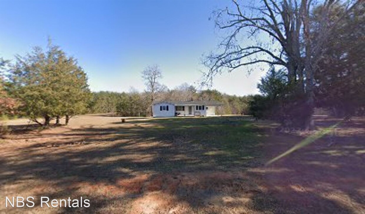 Foto principal - 3 br, 1 bath House - 6501 Strawberry Road