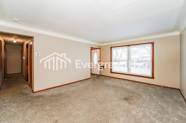 Foto del edificio - 19200 Mayfair Ln