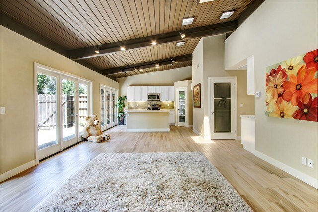 Foto del edificio - 10446 Alta Loma Dr