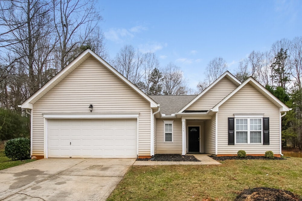 Primary Photo - 135 English Hills Dr