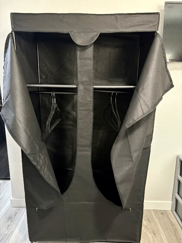 Building Photo - 28409 Victoria Rd