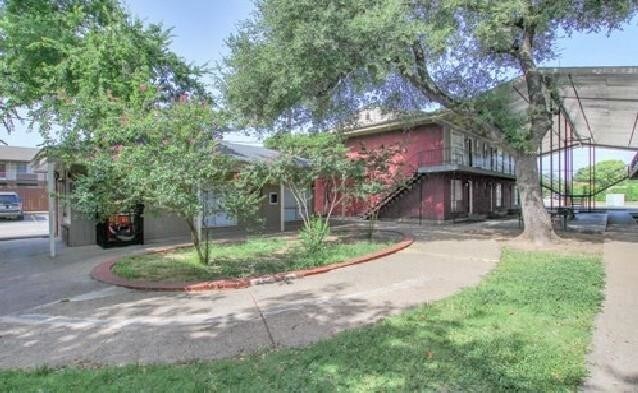 Building Photo - 220 S Jupiter Rd
