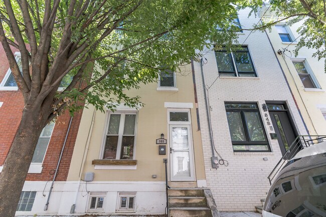 Building Photo - 846 Perkiomen St