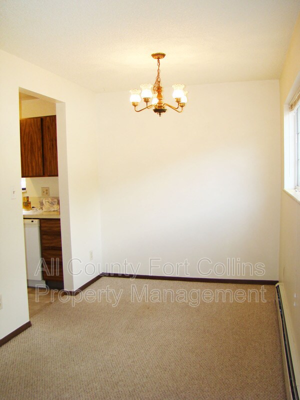 Building Photo - 421 Mulberry Dr