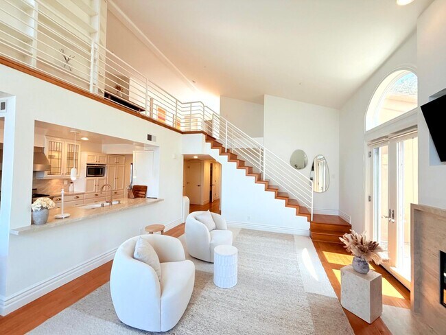 Foto del edificio - Sophisticated Bright & Spacious Furnished ...