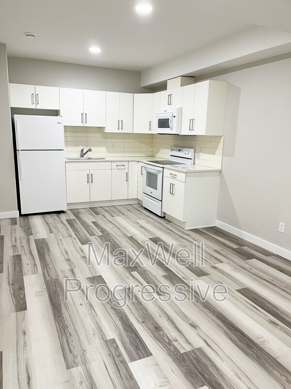 Building Photo - 7706 Koruluk Ln SW