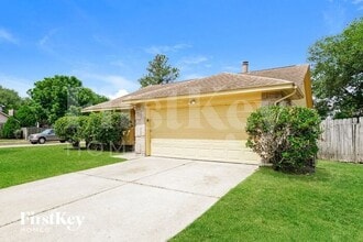 Building Photo - 7603 Stamen Dr