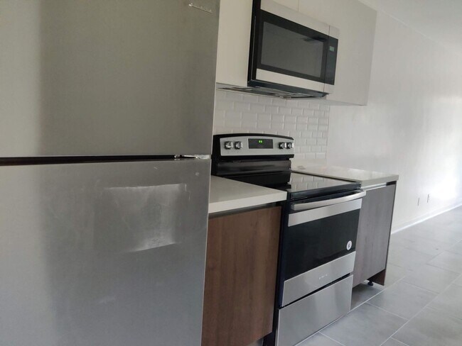 Foto del edificio - 4905 N Flagler Dr
