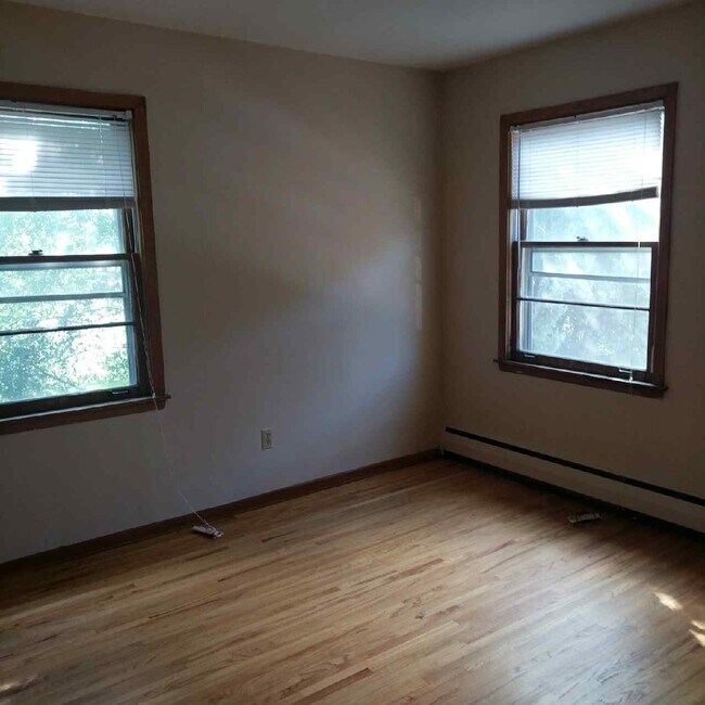 Foto del edificio - 1269 Cook Ave