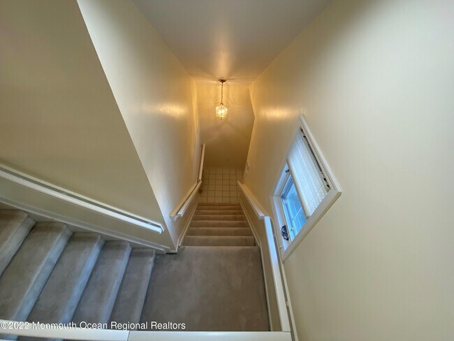 Building Photo - 94G Winthrop Rd