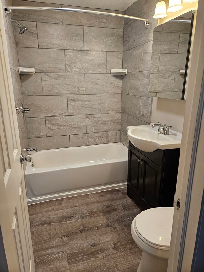 Foto del edificio - 46 Columba St